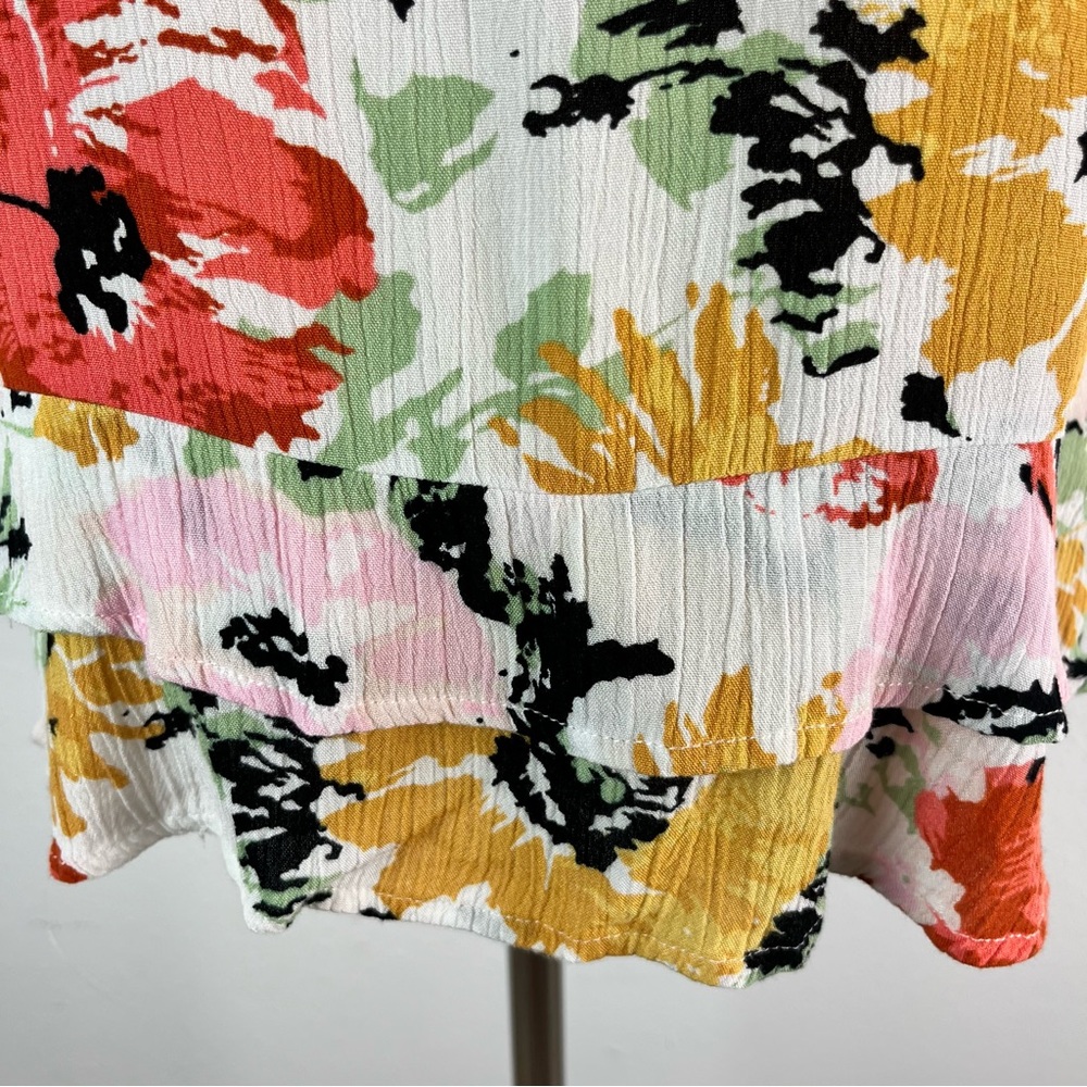 Volcom “That’s My Hype” floral top - Picture 4 of 8